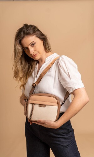 BANDOLERA MORRAL PALMA MANTECA NUEZ Y MAUVE