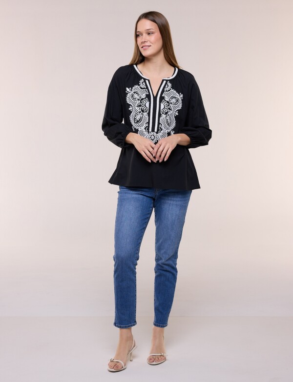 Blusa Con Bordado De Arabescos NEGRO/BLANCO