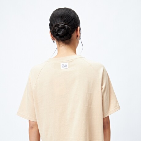 REMERA GEMS Arena