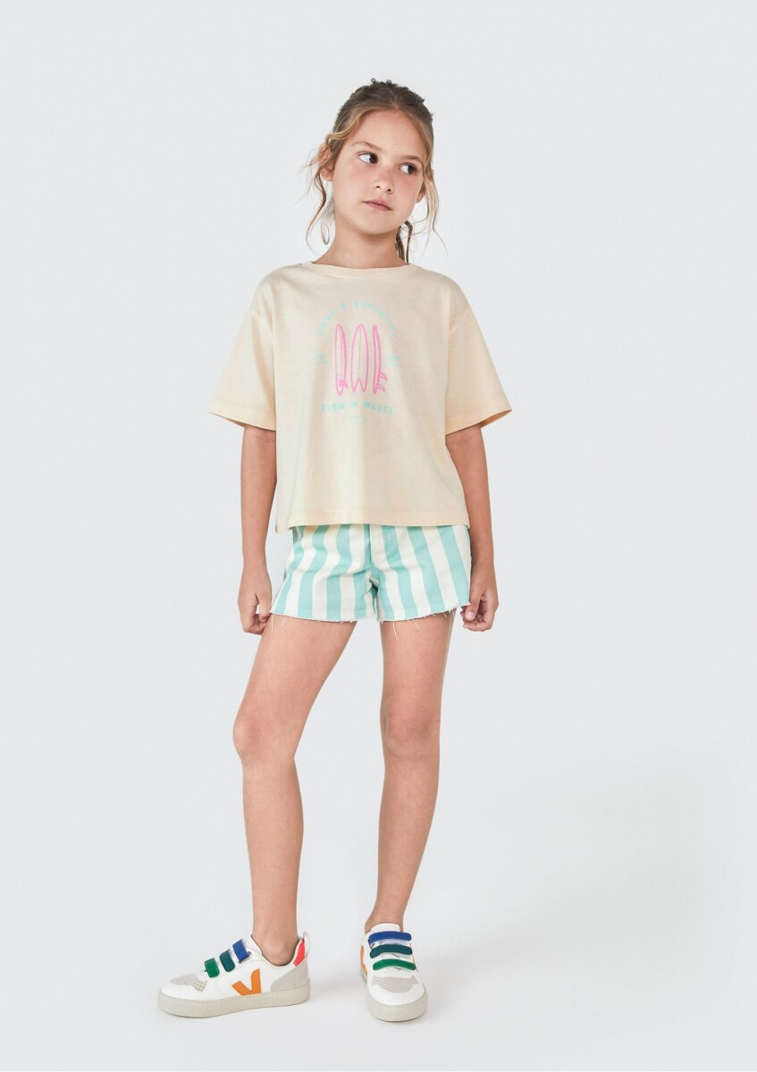 CAMISETA INFANTIL CON ESTAMPA - AMARILLO 