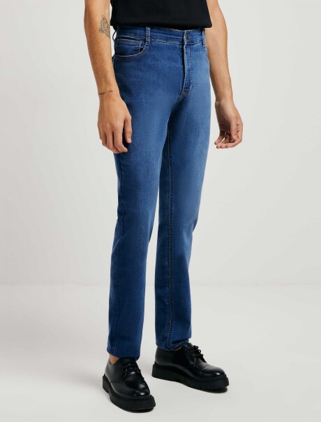 PANTALÓN DE JEAN SKINNY AZUL