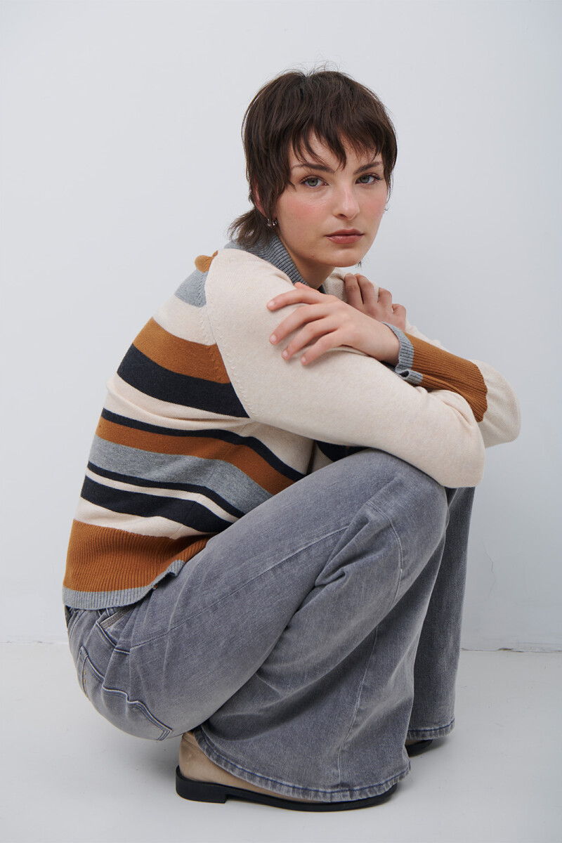 POLERA RAYA FLOR BEIGE