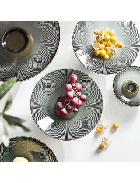 FRUTERO CON PIE D33.5x16CM NEGRO/DORADO FRUTERO CON PIE D33.5x16CM NEGRO/DORADO