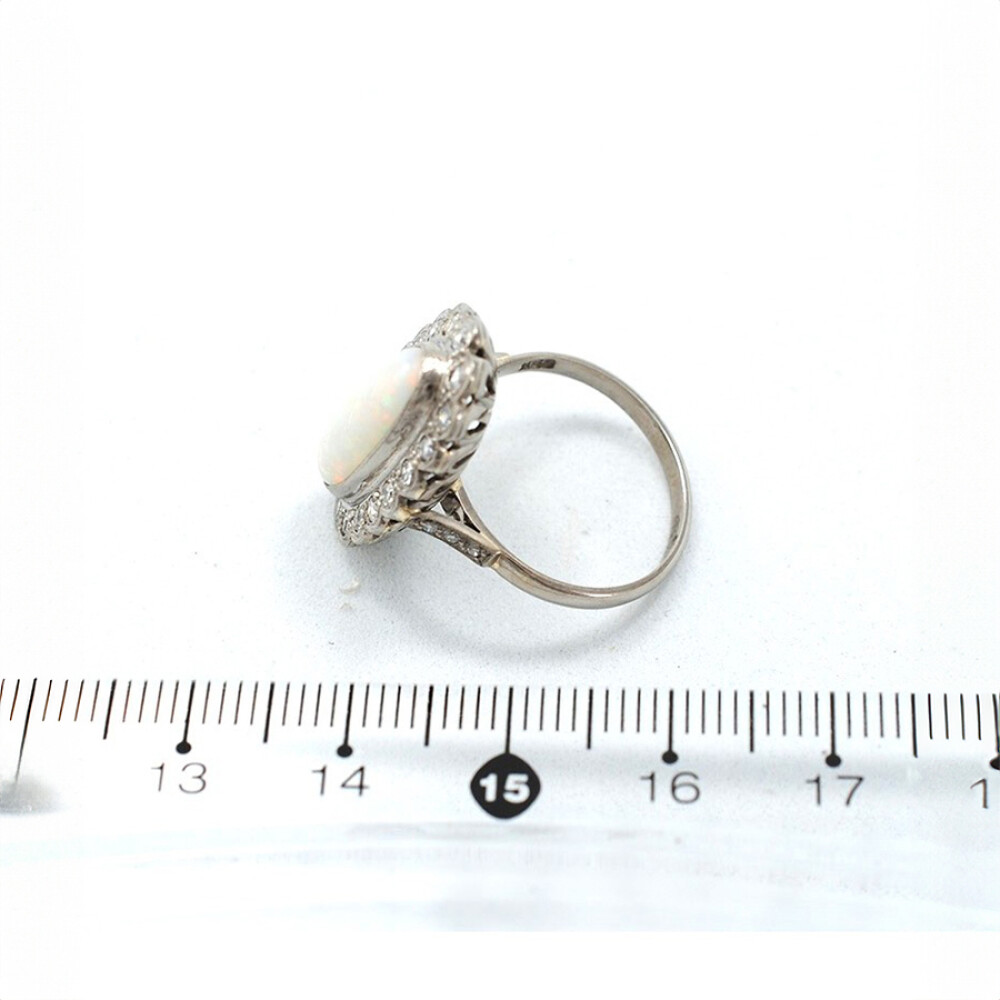 Anillo Oro 18K Blanco, Brillantes Y Opalo Anillo Oro 18K Blanco, Brillantes Y Opalo