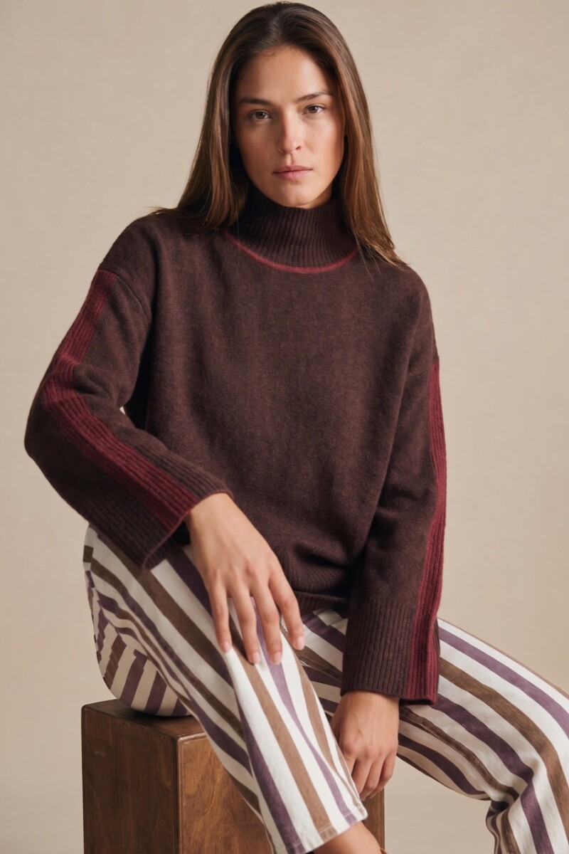 Polera Combinada Marrón Oscuro