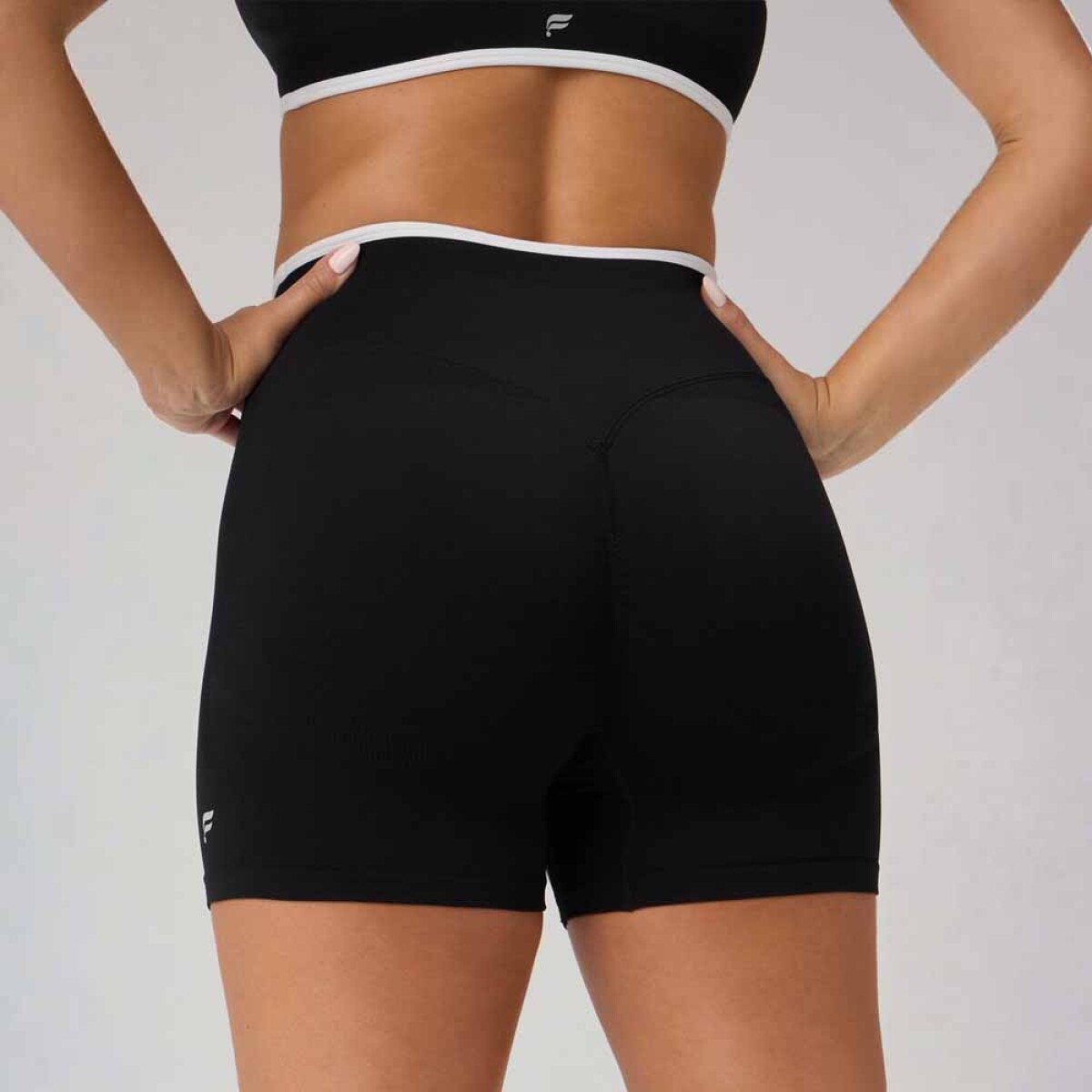 Shorts Seamless Scrunch Short 4" Mujer 