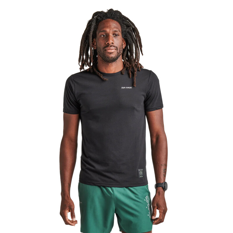 Remera Roark Mathis Core - Negro Remera Roark Mathis Core - Negro