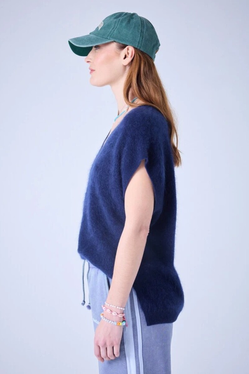 SWEATER SIN MANGAS Azu