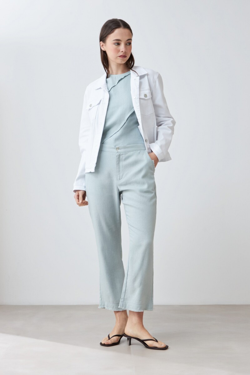 Pantalón de lino con efecto desflecado - verde agua 