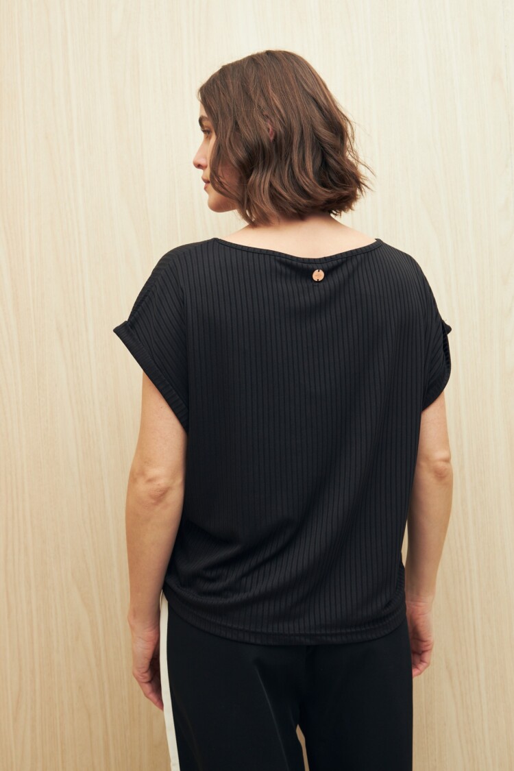 REMERA MANUEL Negro