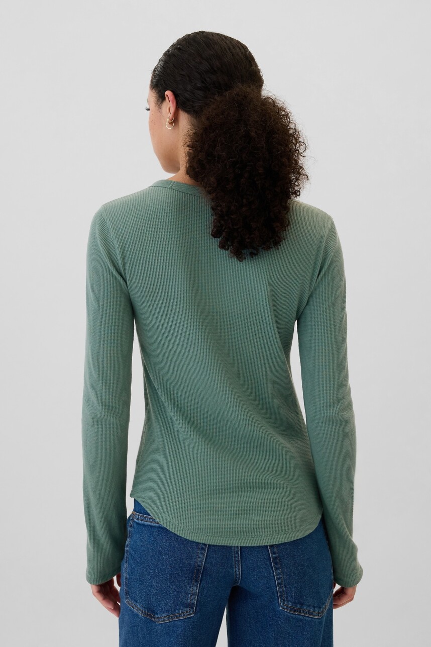 Remera Waffle Cuello Redondo Mujer District Green