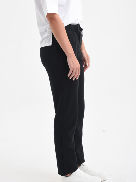 Pantalón deportivo básico Negro