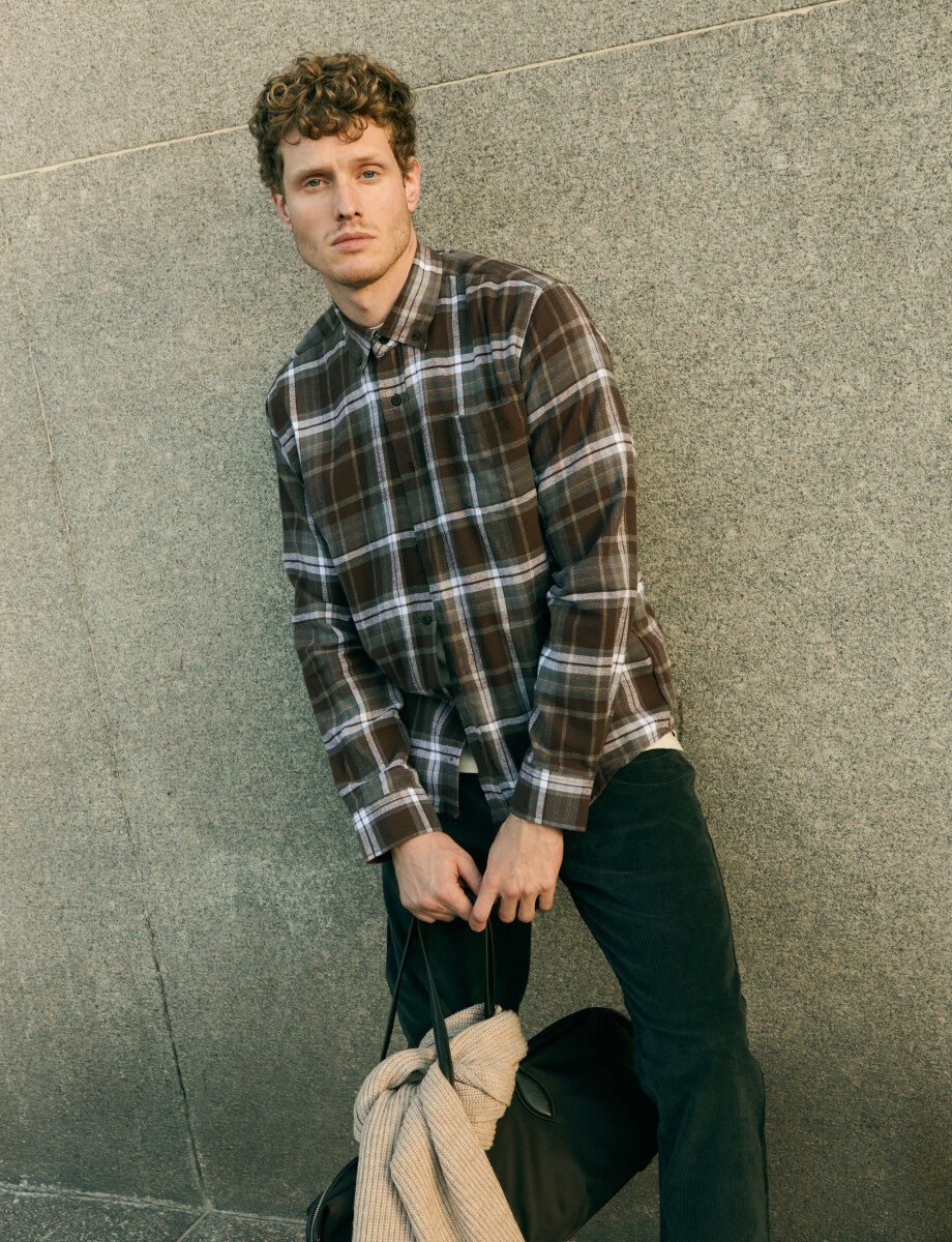 012442 CAMISA HARRINGTON LABEL Tostado