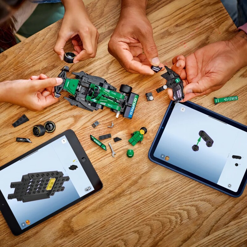 LEGO Speed Champions Aston Martin Aramco F1 LEGO Speed Champions Aston Martin Aramco F1