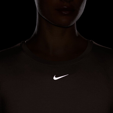 Remera Nike One Classic - Brown Brown