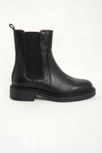 Bota Cuero Negro
