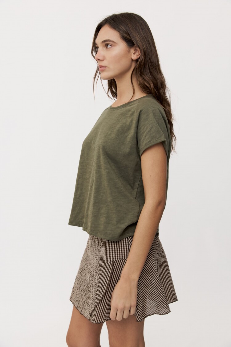 REMERA FEME Verde Militar