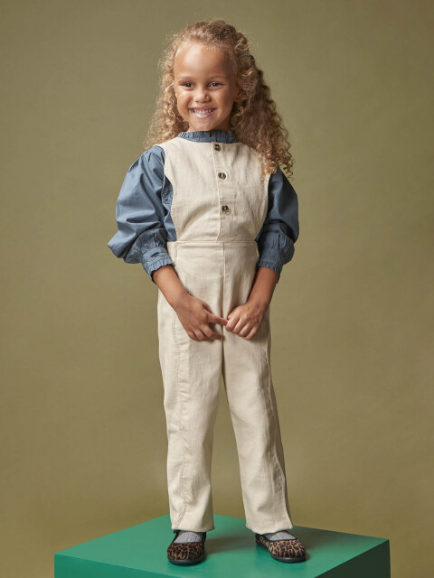 Peto Con Costuras Onduladas Piedra