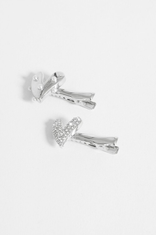Set de clips detalle corazón plateado