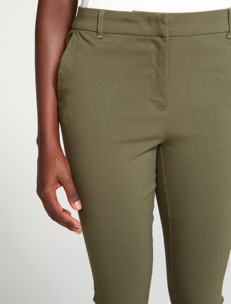 PANTALON VERDE