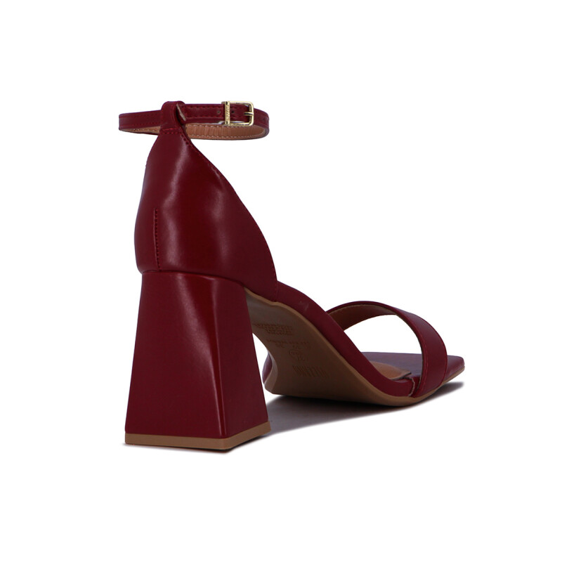 Sandalia Formal Mujer Vizzano Taco Medio Con Pulsera Cereza