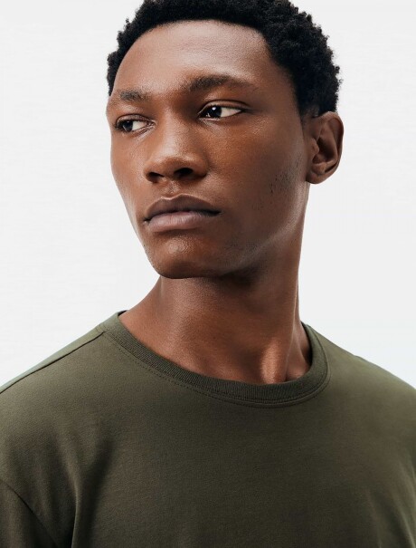 CAMISETA BÁSICA DE ALGODÓN VERDE OSCURO