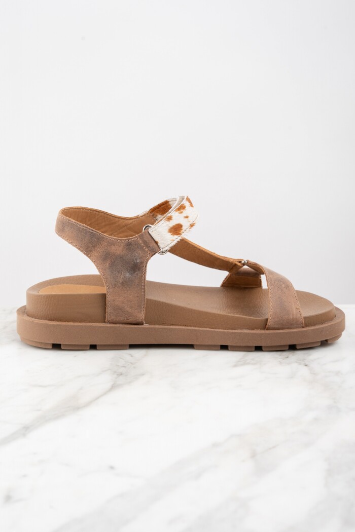 Sandalia Cuero Combinada Marrón