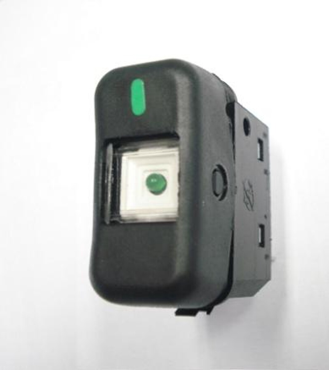 LLAVE BOTON TABLERO - 24V 1 GOLPE BUS/TRUCKS VOLVO-M.BENZ =DTC2003 - 