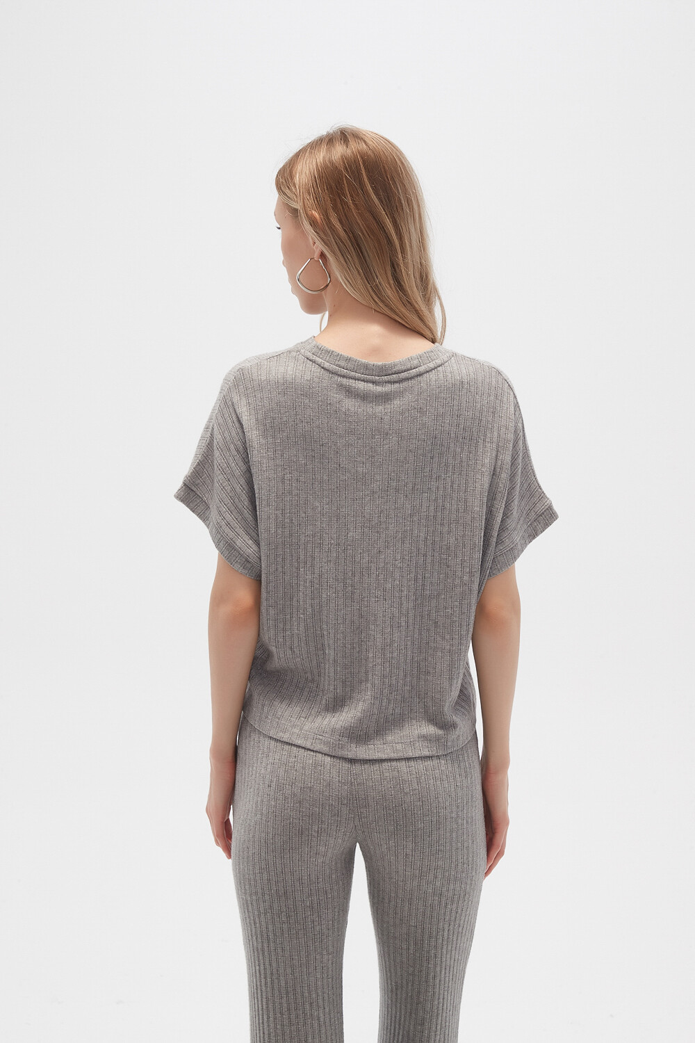 Remera Rucan Gris Melange Medio