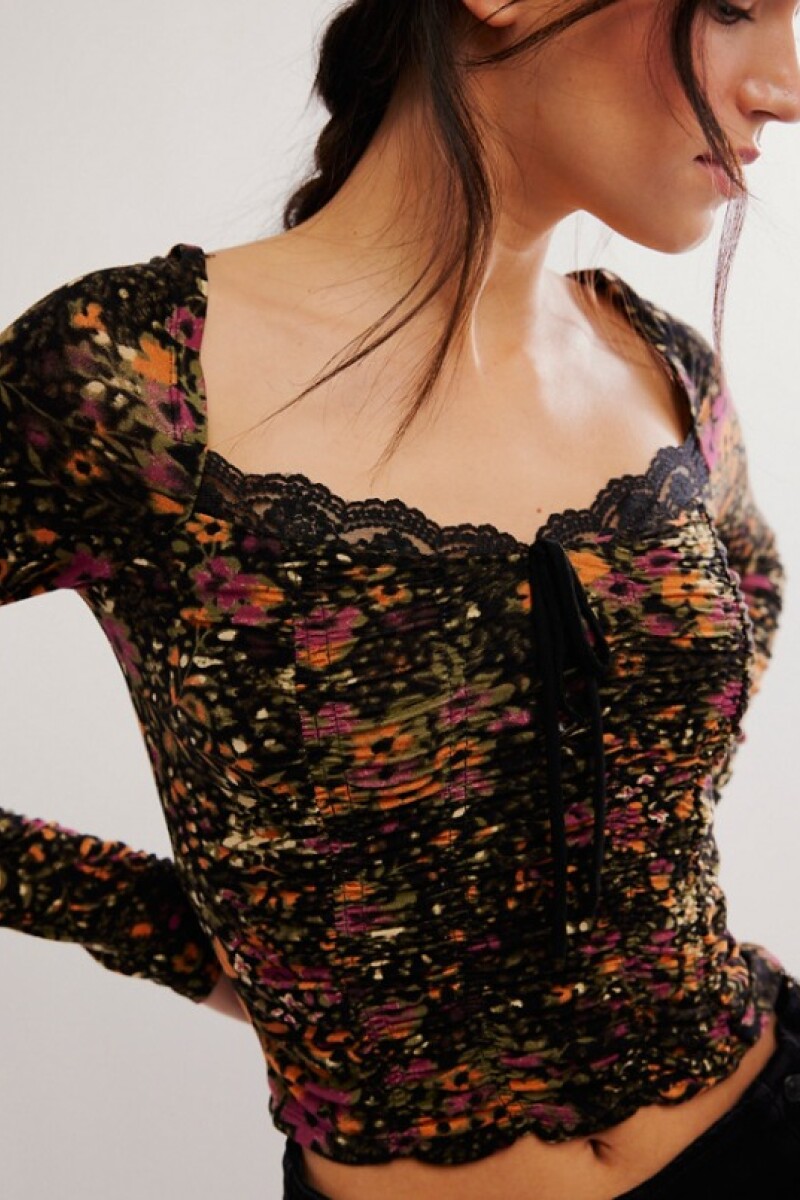 LAYER IT ON ME Negro