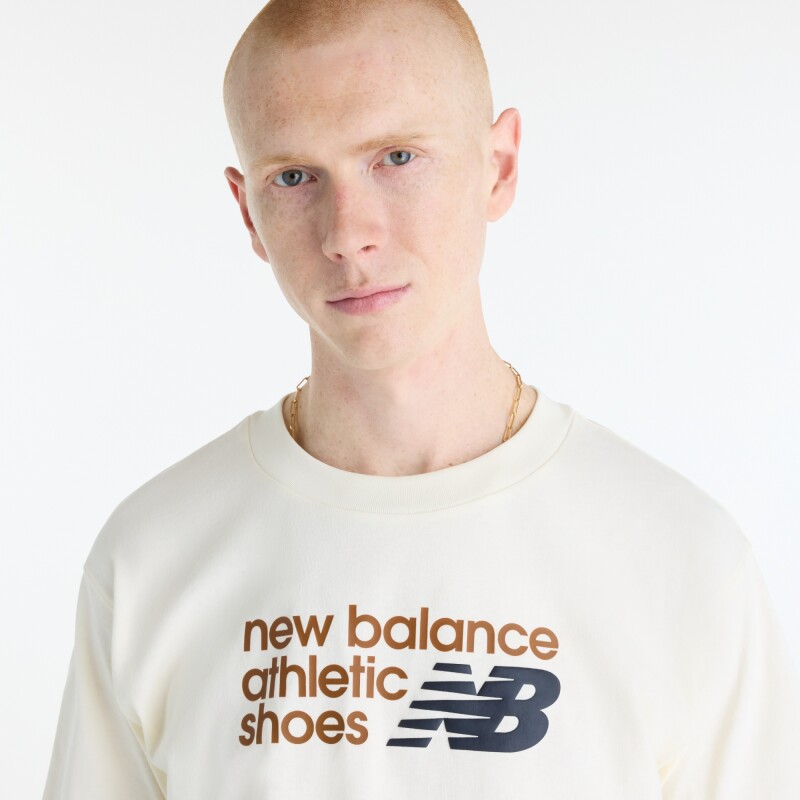 Remera New Balance de Hombre -Athletics Premium- MT51900AGA CHARCOAL HEATHER