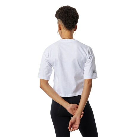 Remera New Balance Dama Essentials S/S Top S/C