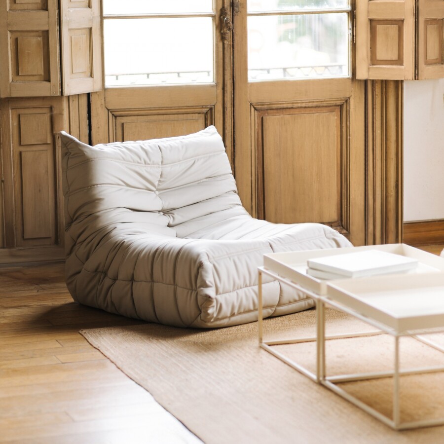 Sofá Togo Individual Off White (E*) Sofá Togo Individual Off White (E*)