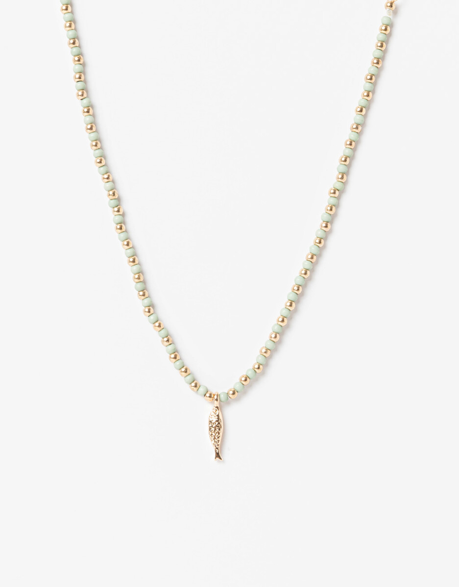 Collar Corto Con Dije 