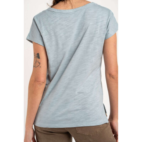 Remera Bordada Alodon Flame Celeste