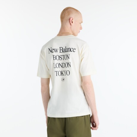 Remera New Balance de Hombre-International Stamp-MT6216IHAGA CHARCOAL HEATHER
