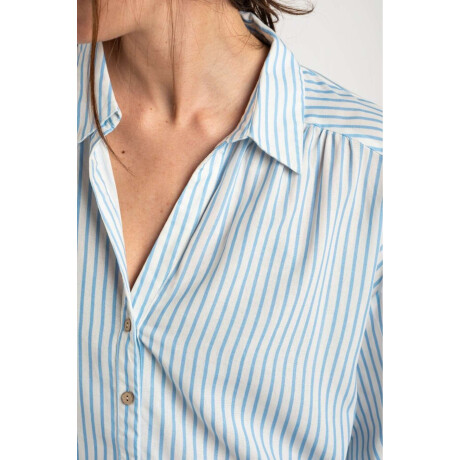 Blusa Rayada Celeste