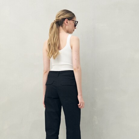 PANTALÓN NOMU Negro