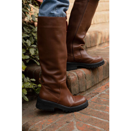 Bota Monta Camel
