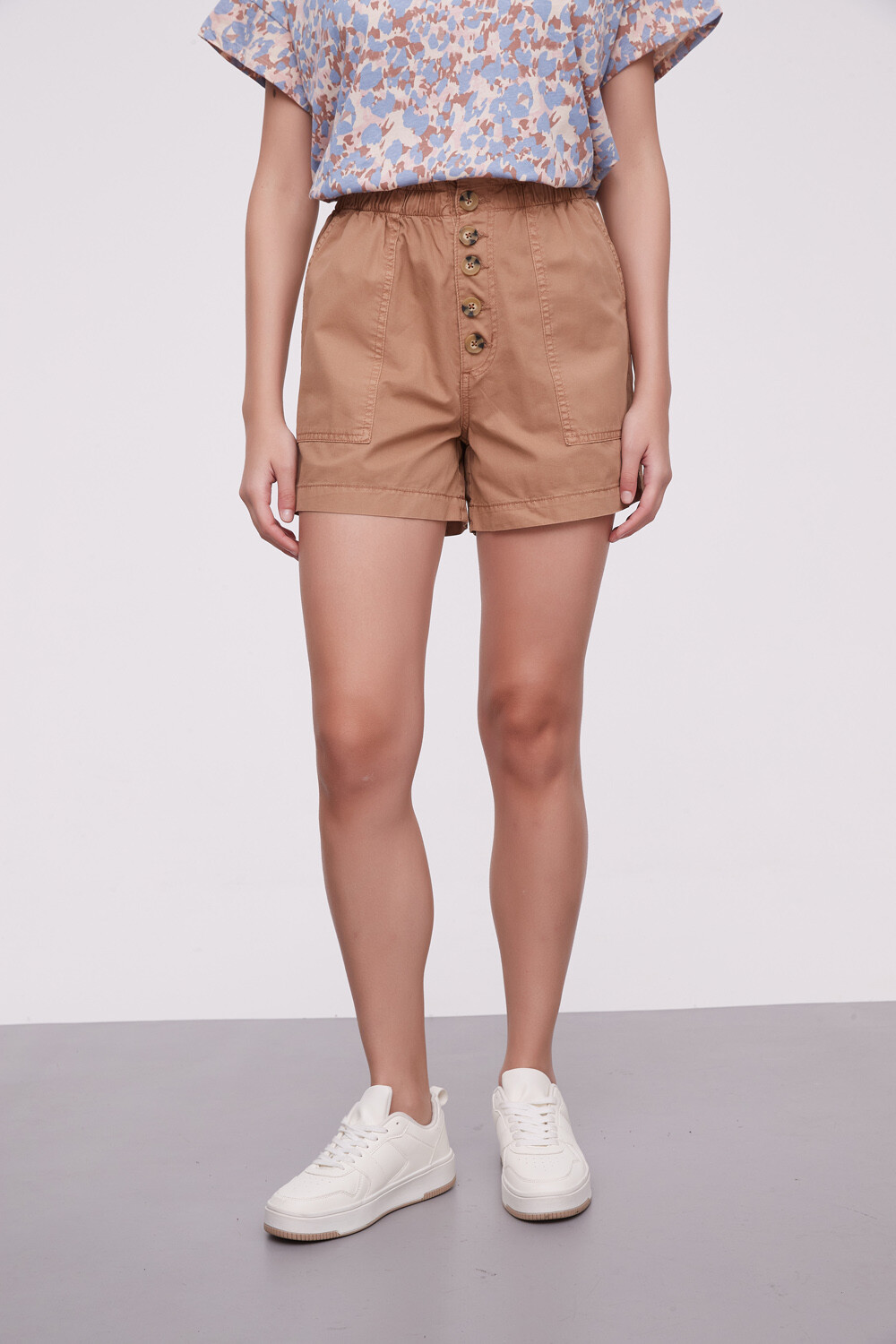 Short Tulin Tostado