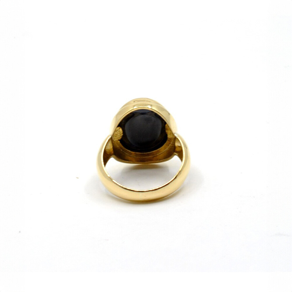 Anillo En Oro 18K Amarillo Con Zafiro Cabujon Anillo En Oro 18K Amarillo Con Zafiro Cabujon