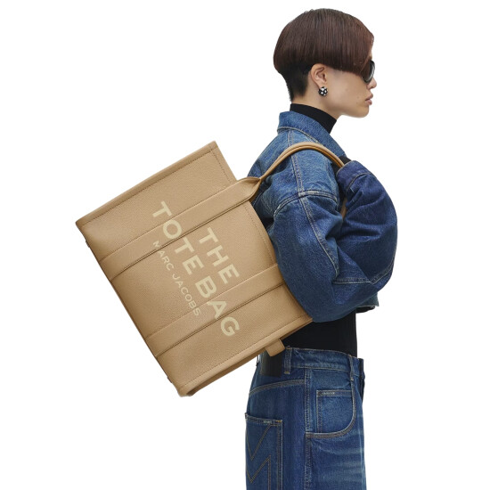 MARC JACOBS - THE LARGE TOTE 0