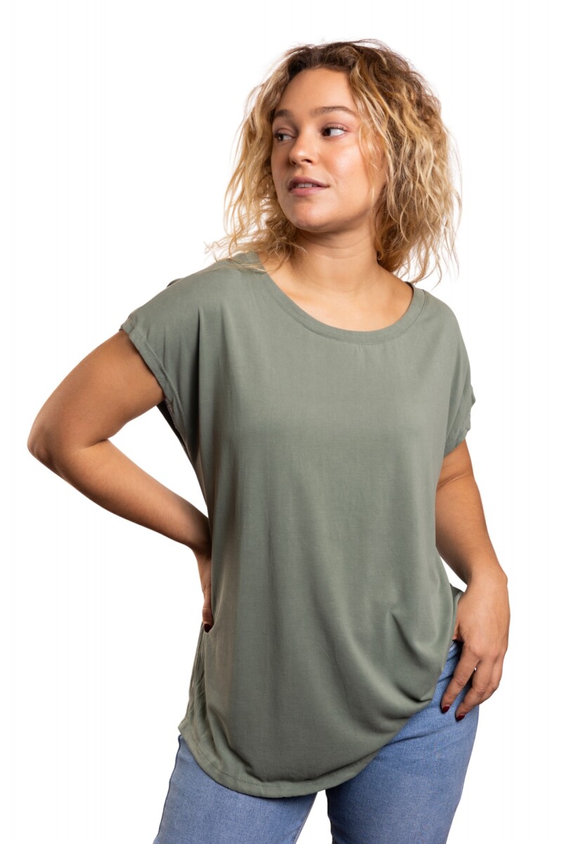 CHERRY REMERA - OLIVE 