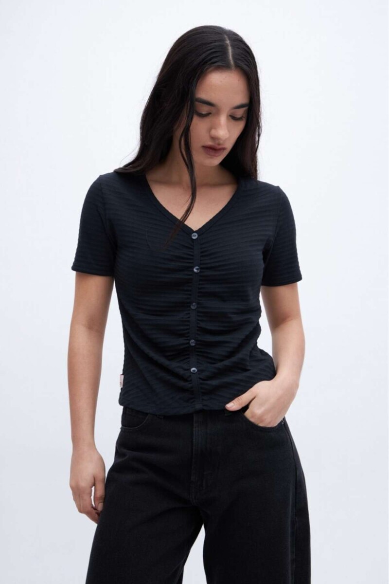 Remera Fargaret - Negro 