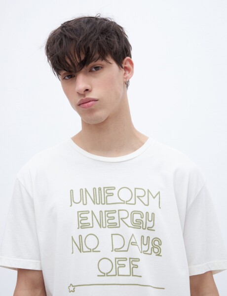 Remera Atlas Off white