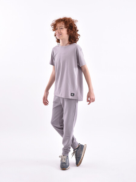 REMERA FELIPE TEEN GRIS OSCURO