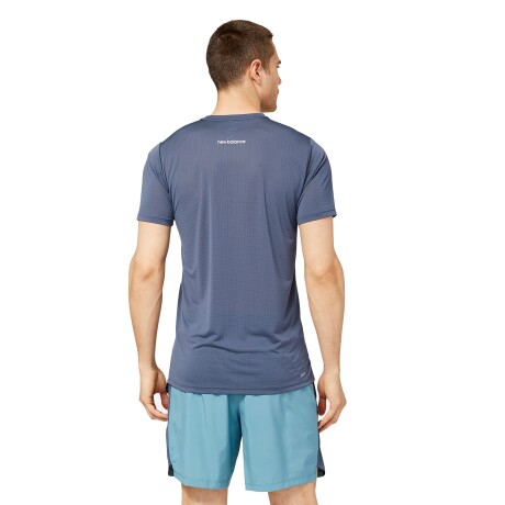 Remera New Balance de hombre - ACCELERATE - MT23222THN GREY