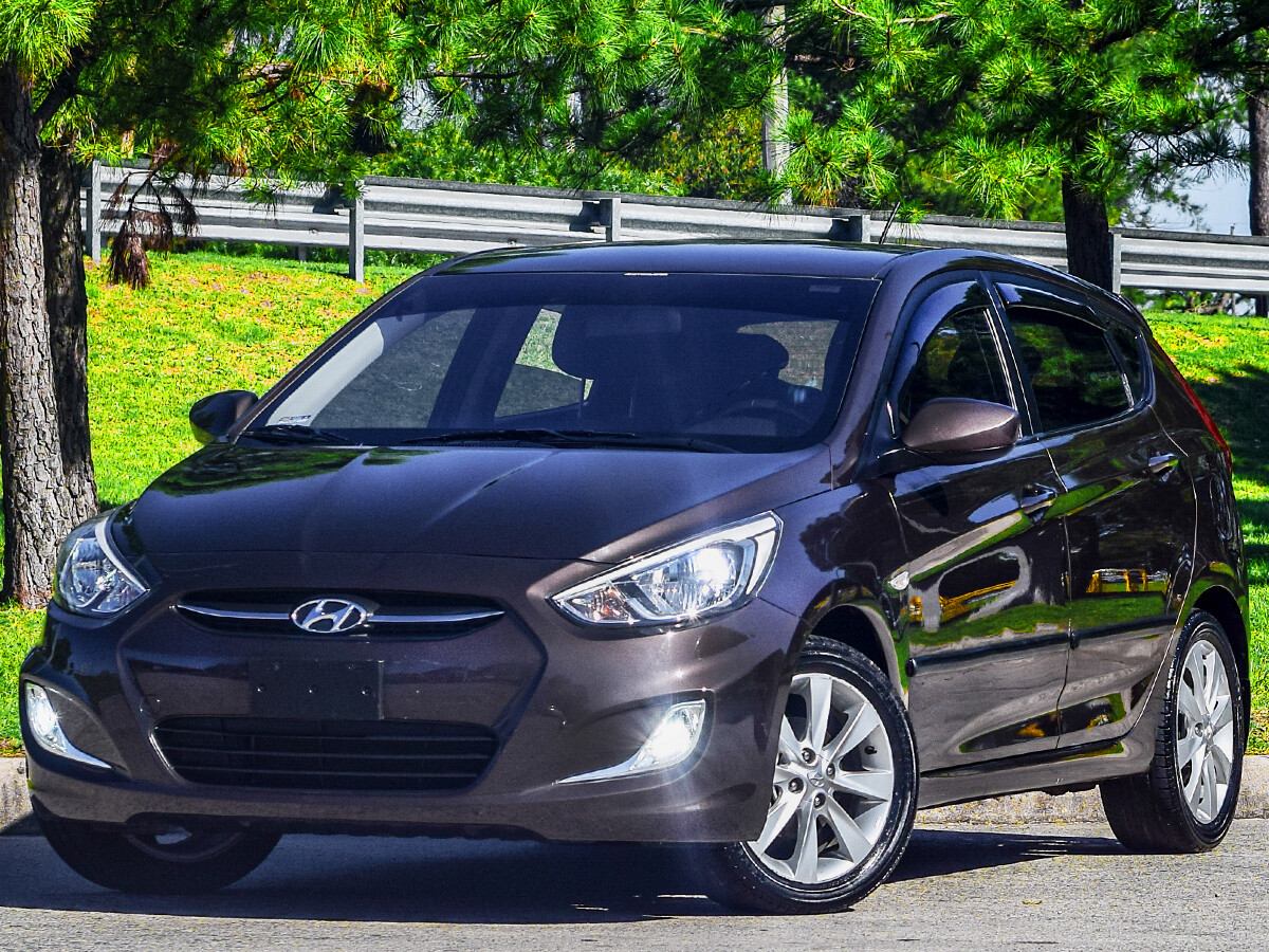 Hyundai Accent New GL 1.4 AT Extra Full | Permuta / Financia Hyundai Accent New GL 1.4 AT Extra Full | Permuta / Financia