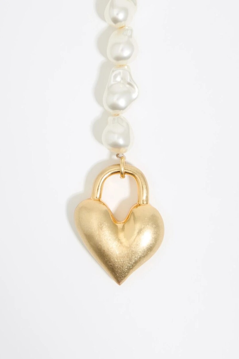 COLLAR PERLAS Y CORAZÓN Oro