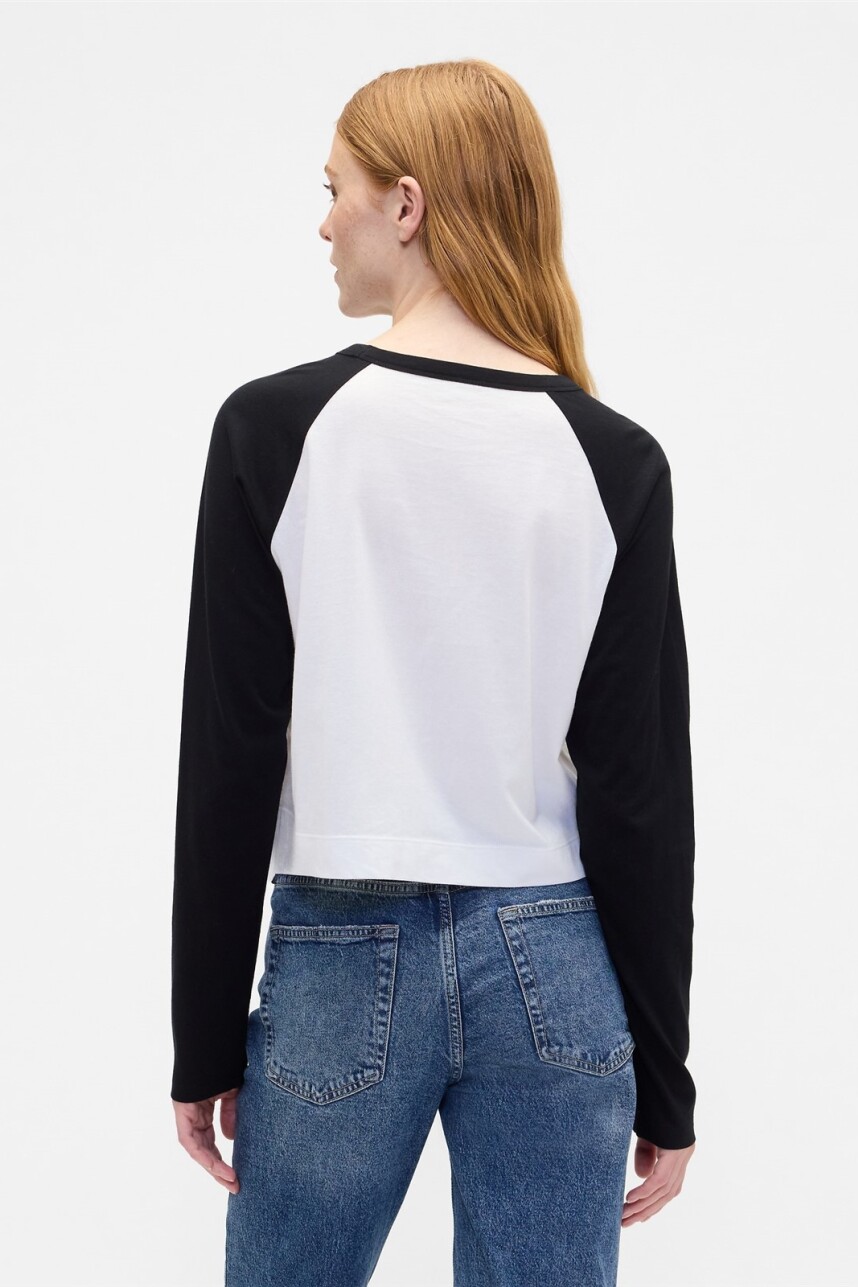 Remera Logo Gap Mujer Black 1